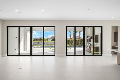 NO EXPENSE OR DETAIL SPARED IN OUR LARGEST ESTATE HOME IN CORAL - photo 16