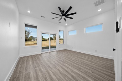NEW YEAR SPECIAL: New construction home offers exquisite layout - photo 21