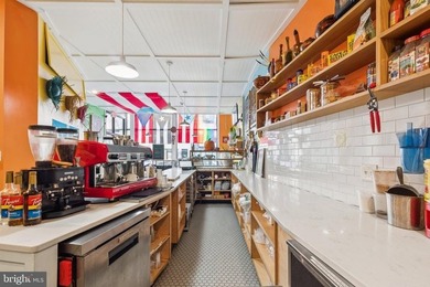 Prime location in East Kensington / Fishtown! 2557 Amber Street - photo 22