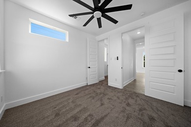 NEW YEAR SPECIAL: New construction home offers exquisite layout - photo 29