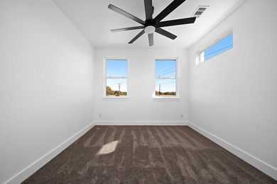 NEW YEAR SPECIAL: New construction home offers exquisite layout - photo 31