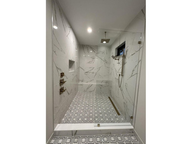NO EXPENSE OR DETAIL SPARED IN OUR LARGEST ESTATE HOME IN CORAL - photo 39