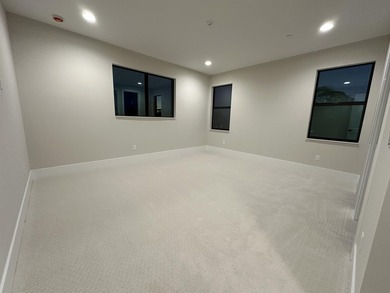 NO EXPENSE OR DETAIL SPARED IN OUR LARGEST ESTATE HOME IN CORAL - photo 41