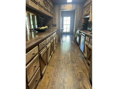 Wonderful Lakehouse on the best part of Big Cypress  on Caddo Lak - photo 8