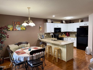 Welcome Home to 104 Kiowa Cove - Lake Royale Living at Its - photo 11