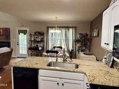 Welcome Home to 104 Kiowa Cove - Lake Royale Living at Its - photo 13