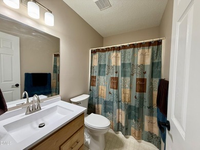 Welcome Home to 104 Kiowa Cove - Lake Royale Living at Its - photo 16