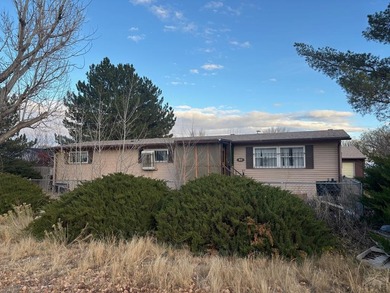 Pueblo Reservoir Home For Sale in Pueblo West Colorado