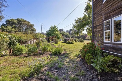The oldest house in Bolinas is available for the first time in - photo 40