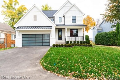 Lake Home Sale Pending in Waterford, Michigan