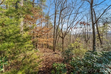 Discover the perfect setting for your mountain and lake retreat - photo 10