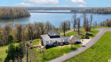 Lake Barkley Home For Sale in Eddyville Kentucky