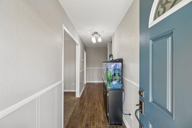 Spacious and versatile 4 bdr, 2.5 bath brick home situated on - photo 4