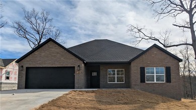 Lake Ann Home For Sale in Bella Vista Arkansas