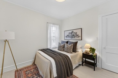This charming home is ready for its new owner! Step up to the - photo 12