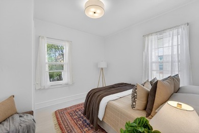 This charming home is ready for its new owner! Step up to the - photo 13