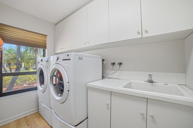 PRICE IMPROVEMENT! 4 BEDROOM + DEN HEATED POOL HOME ON A - photo 31