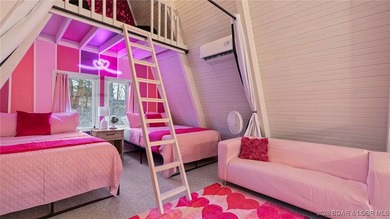 Rare opportunity to purchase a high-performing, turnkey - photo 34