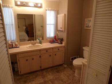 Welcome home to comfort, simplicity, and peaceful living in - photo 8
