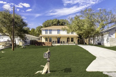 Canyon Lake Home For Sale in Canyon Lake Texas