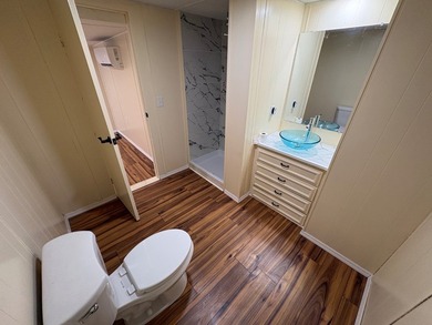 COMPLETLEY REMODELED INSIDE!!! Candlelight Manor offers a - photo 17