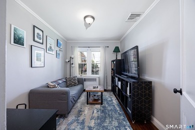 Move right into this beautifully remodeled 2-3 bedroom ranch in - photo 20