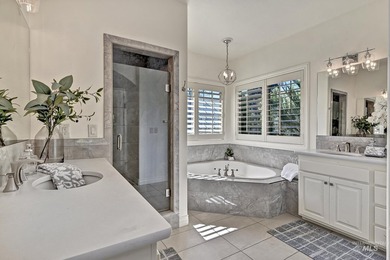 Stunning two-story home tucked away on Overlake Court in - photo 25