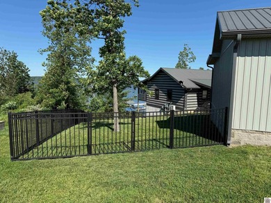 Experience Kentucky Lake waterfront living at its finest. Enjoy - photo 6