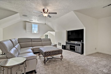 Stunning two-story home tucked away on Overlake Court in - photo 33