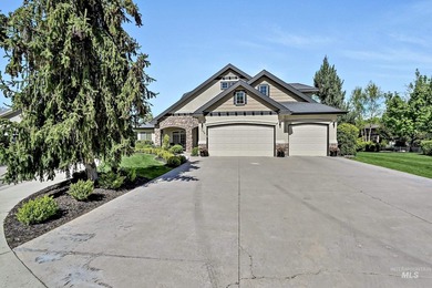 Stunning two-story home tucked away on Overlake Court in - photo 38