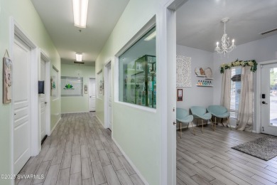 Beautifully maintained and highly flexible C-1 commercial