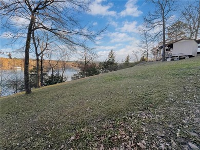 Harris Brake Lake Lot For Sale in Houston Arkansas