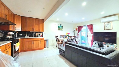 Two 3-family-house for sale as a package. Prime location! - photo 12