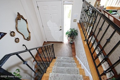 WELCOME TO 135 NORTH DRIVE A HIDDEN GEM LOCATED IN SERENE HILLS - photo 14