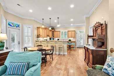 Welcome to your own private coastal retreat! This gorgeous 4 Bed - photo 17