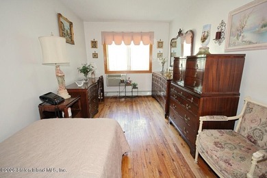 WELCOME TO 135 NORTH DRIVE A HIDDEN GEM LOCATED IN SERENE HILLS - photo 17