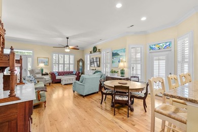 Welcome to your own private coastal retreat! This gorgeous 4 Bed - photo 28