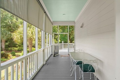 Welcome to your own private coastal retreat! This gorgeous 4 Bed - photo 32