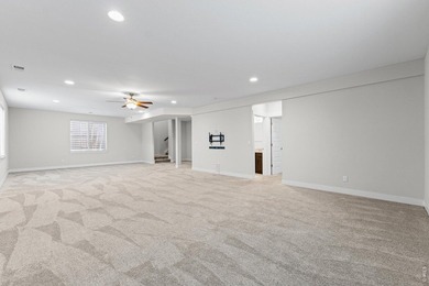 Experience luxurious living in Raindance in this exceptional - photo 33