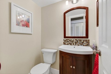 Location, location, location! Impeccable turnkey 1-bedroom, 1 - photo 42