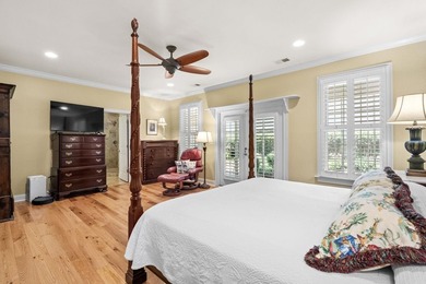 Welcome to your own private coastal retreat! This gorgeous 4 Bed - photo 47
