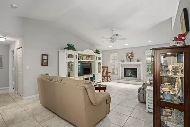 This fantastic pool home can now be yours. This CBS 3/2.5 plus - photo 4