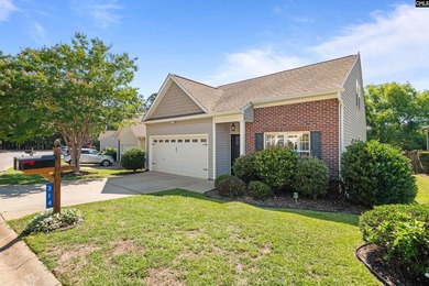 Welcome to this beautifully well maintained, move in ready patio - photo 2