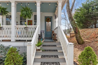 ESCAPE TO YOUR NORTH GEORGIA PARADISE! Calling all horse lovers