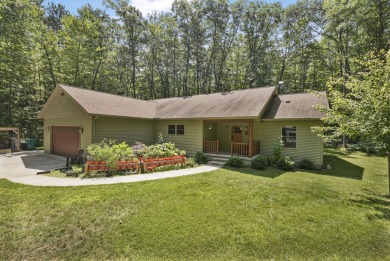 Lake Home ActiveUnderContr in Prudenville, Michigan