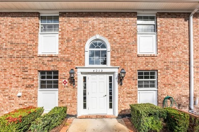 Lake Giles  Condo For Sale in Orlando Florida