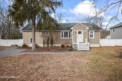 Manasquan Reservoir Home Sale Pending in Howell New Jersey