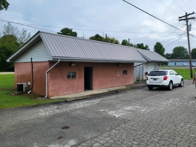Lake Commercial For Sale in Sparta, Tennessee