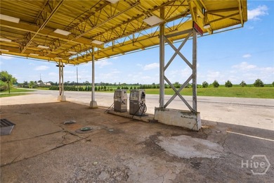 Located just off Interstate 20 in Buckhead, GA near Lake Oconee - photo 12