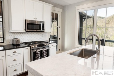 Picture perfect best describes this beautifully appointed, fully - photo 15